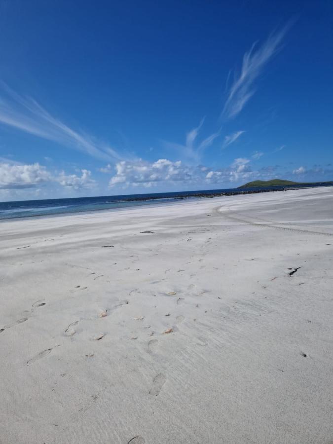 Vila Loch An Eilean Pod Isle Of South Uist Pollachara Exteriér fotografie