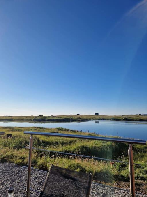 Vila Loch An Eilean Pod Isle Of South Uist Pollachara Exteriér fotografie