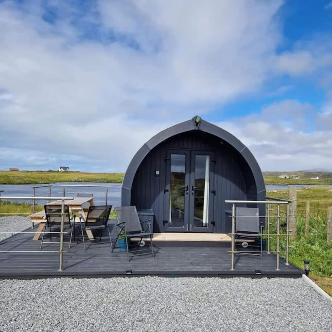 Vila Loch An Eilean Pod Isle Of South Uist Pollachara Exteriér fotografie