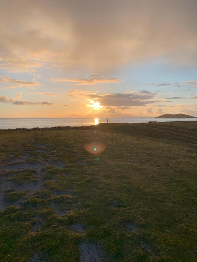 Vila Loch An Eilean Pod Isle Of South Uist Pollachara Exteriér fotografie