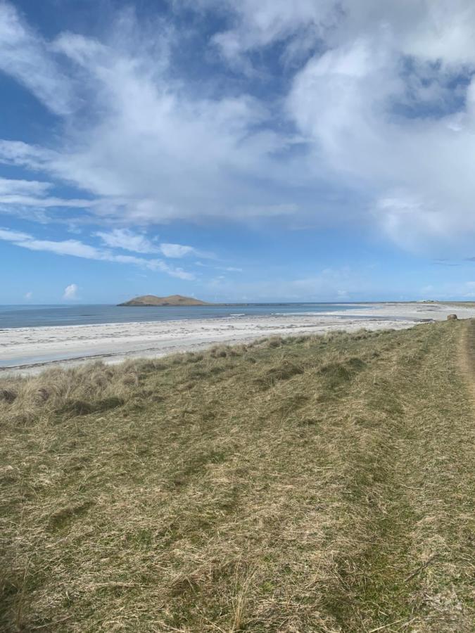 Vila Loch An Eilean Pod Isle Of South Uist Pollachara Exteriér fotografie